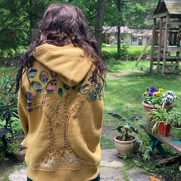 Upcycled Repurposed hooded sweatshirt with appliqué and embroidery - Picture 13 of 16